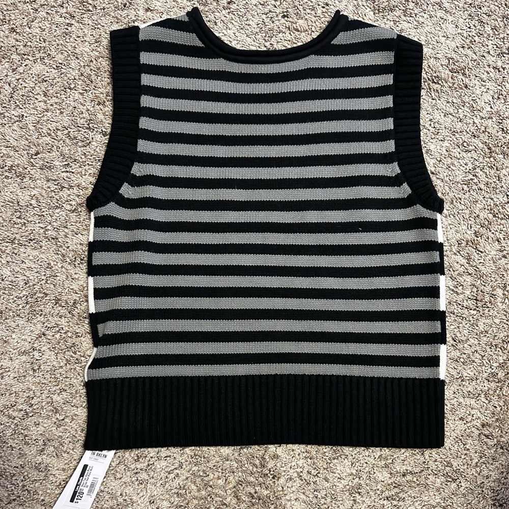 NWT 525 XS Reversible Striped Sweater Vest